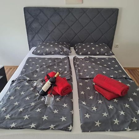 Studio Apartman Bf Slavonski Brod Extérieur photo