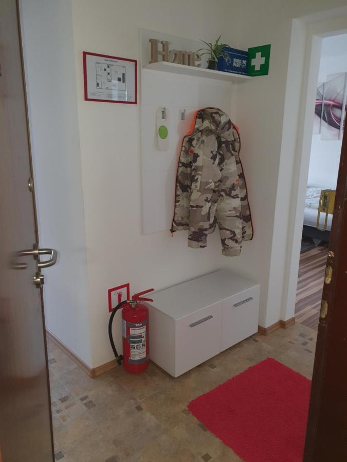 Studio Apartman Bf Slavonski Brod Extérieur photo