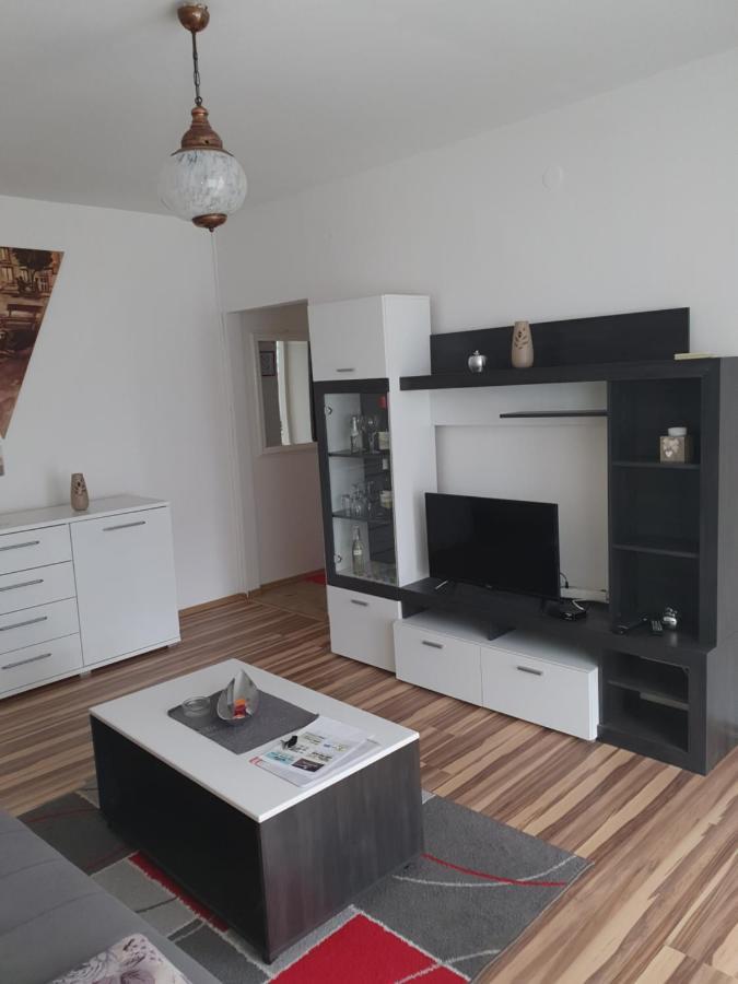 Studio Apartman Bf Slavonski Brod Extérieur photo