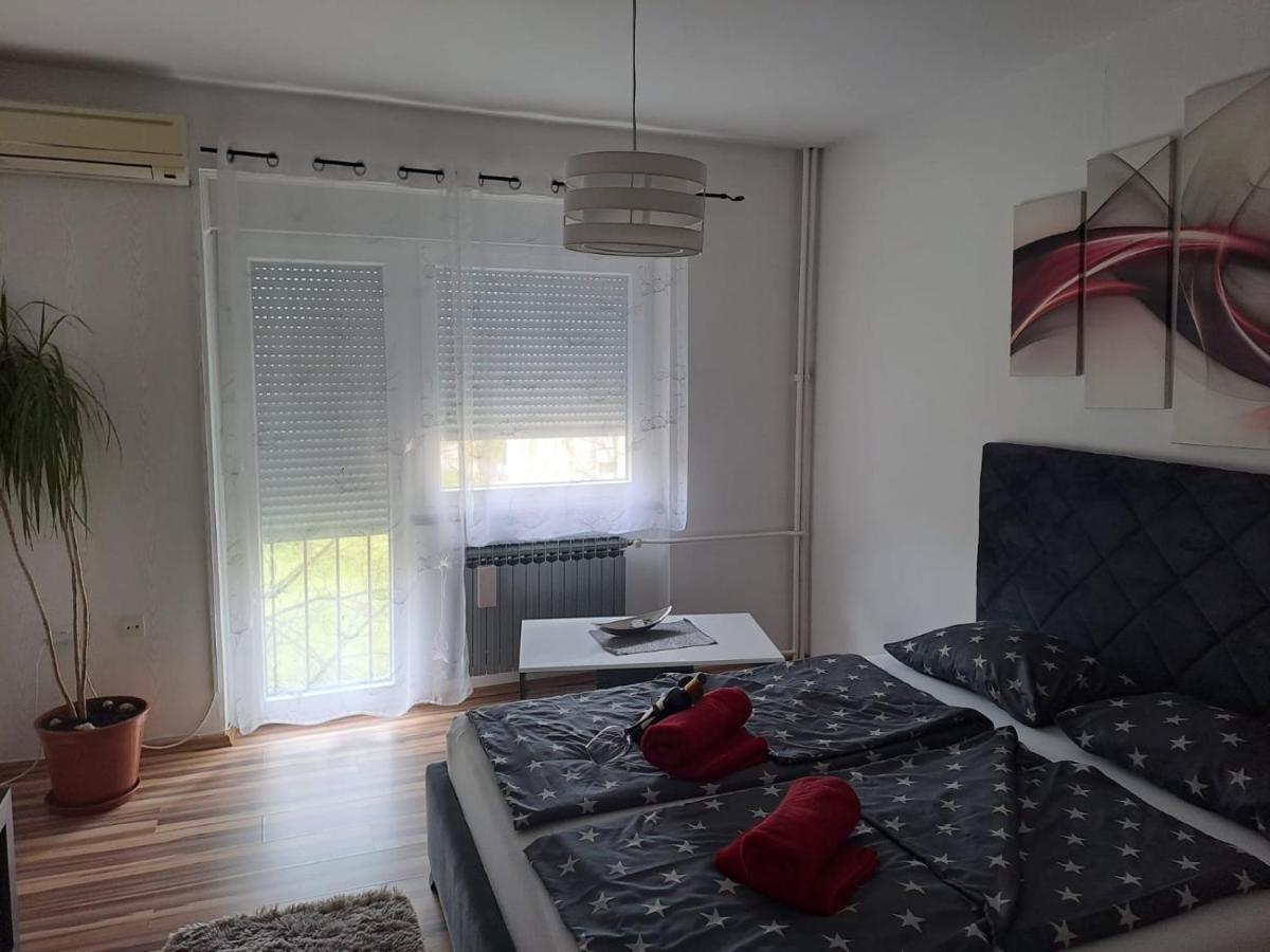 Studio Apartman Bf Slavonski Brod Extérieur photo